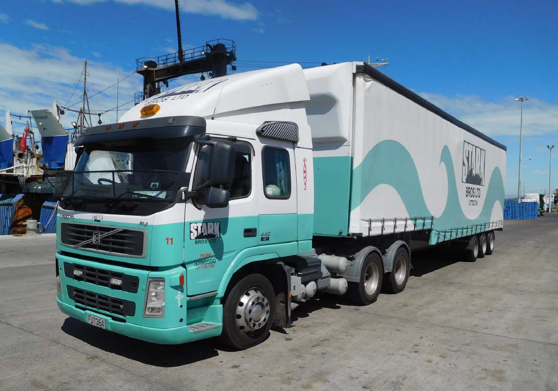 stark-bros-curtainsider-truck