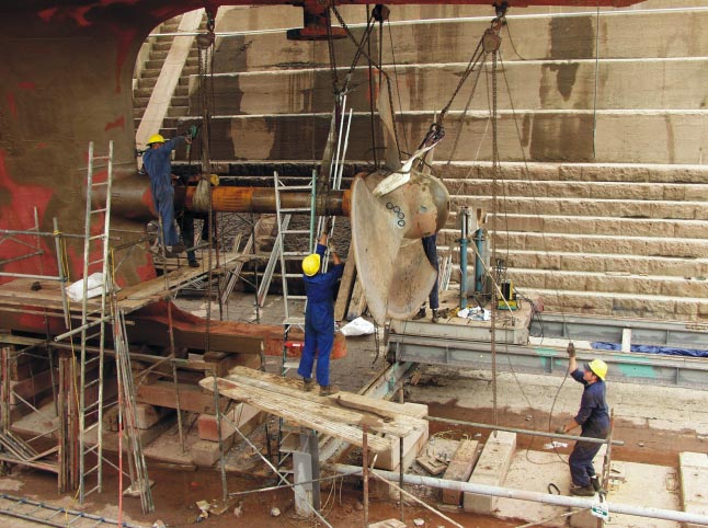 stark-bros-dry-dock-tail-shaft-and-propeller-survey-and-repairs