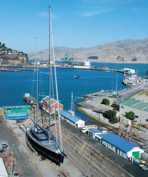 super-yachts-and-white-boats-service-and-repair